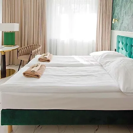 Meduza Resort *